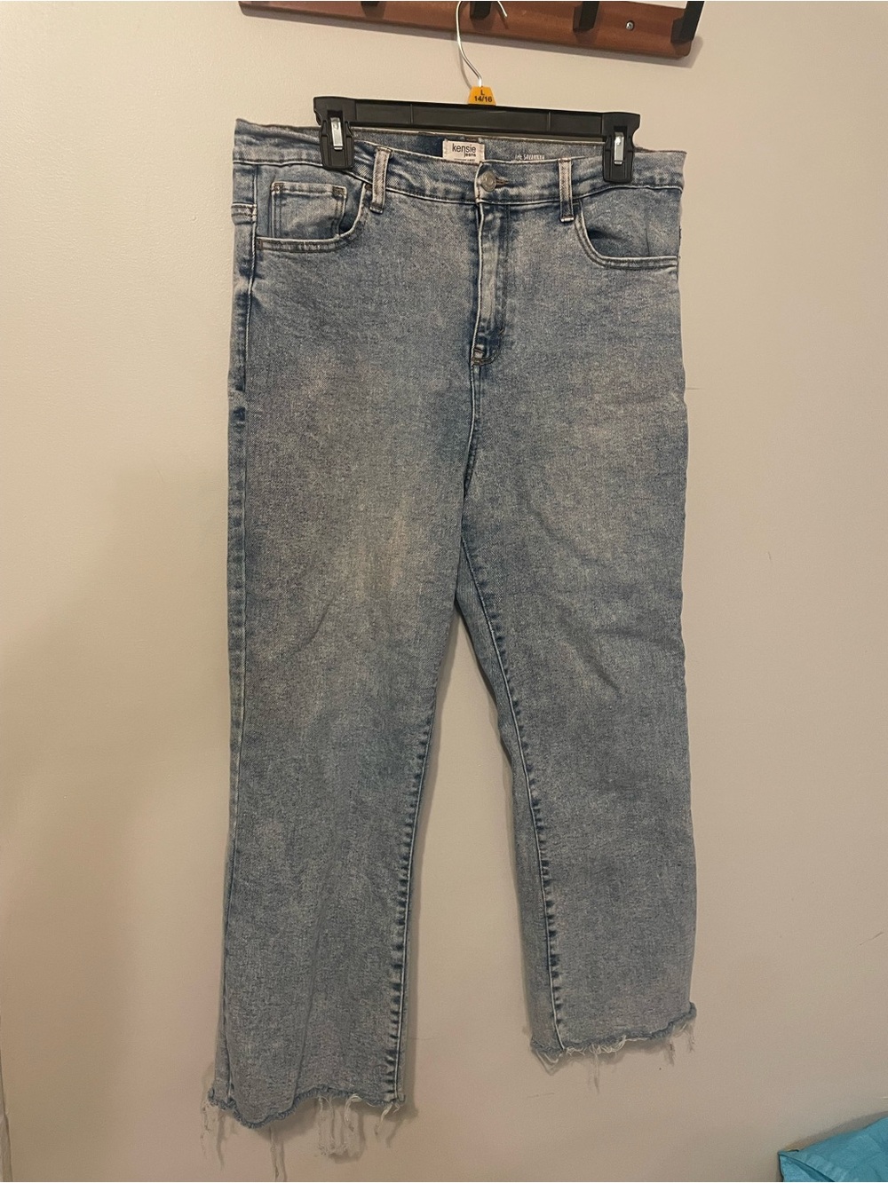 Kensie jeans - high rise, light wash, frayed/distressed